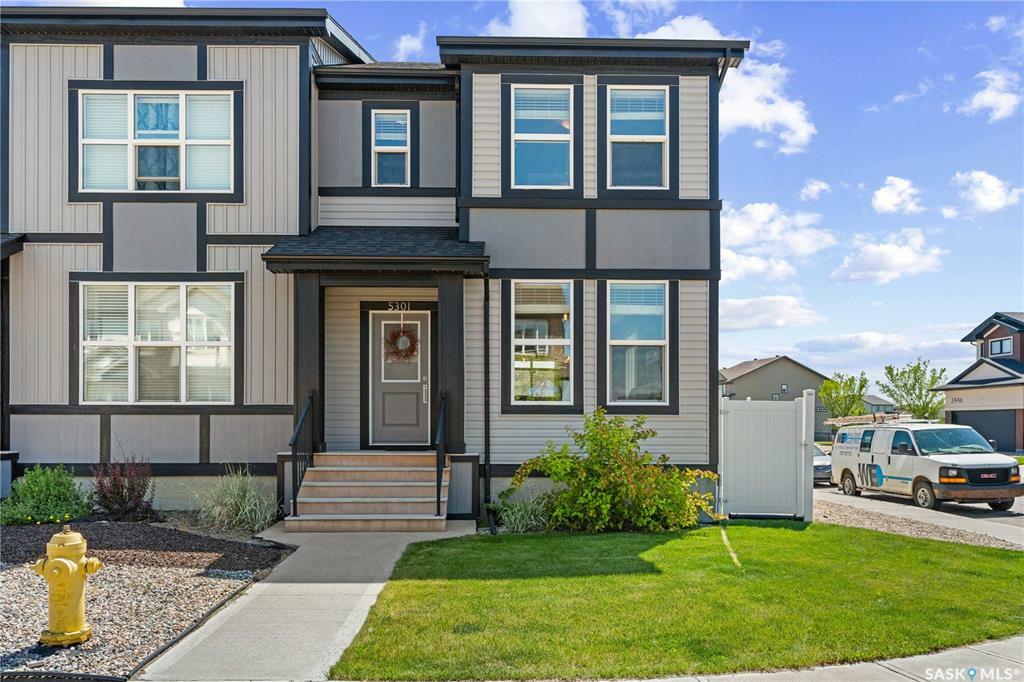 Property Photo: 5301 Green Silverberry Drive E SK S4V 3M5