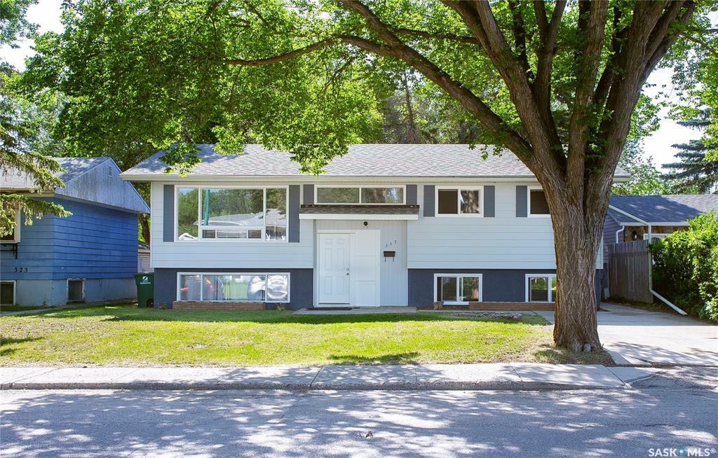 317 Winnipeg Avenue S  Saskatoon SK S7M 3M3 photo