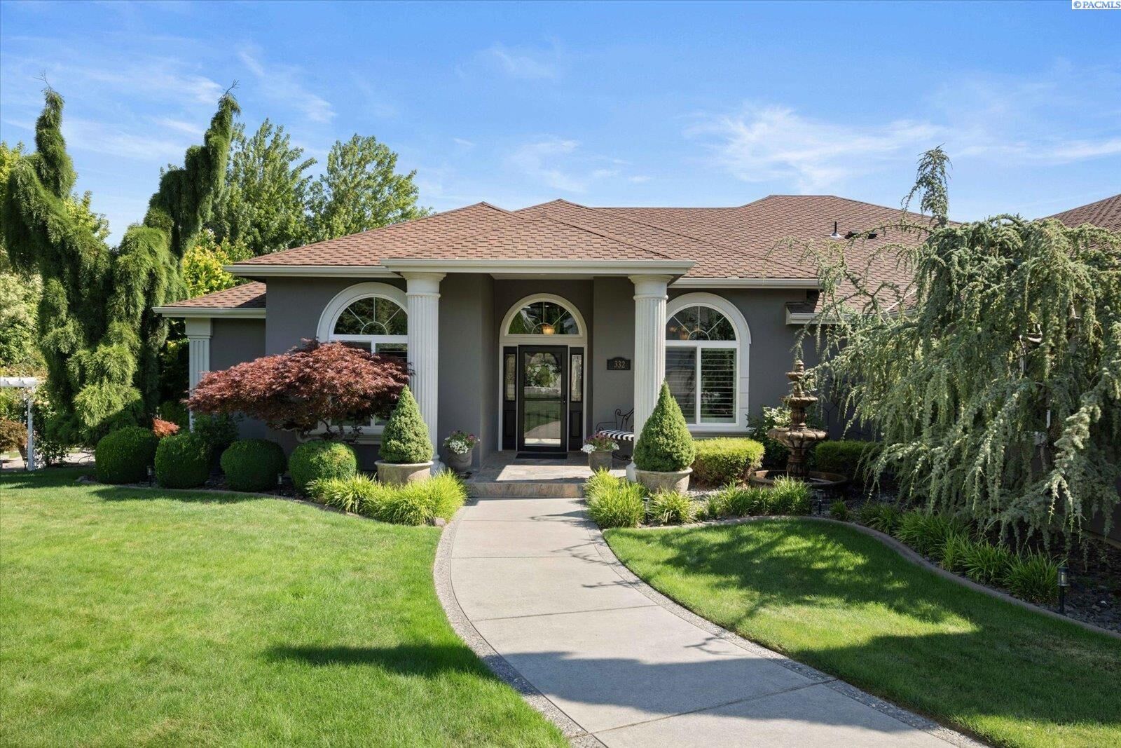 Property Photo: 332 Falconridge St. WA 99352