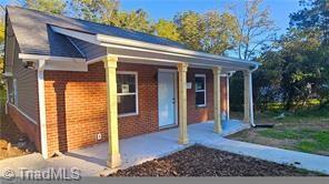 Property Photo: 1457 Douglas Street NC 27105