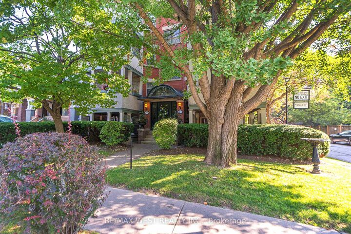9B Humewood Drive — photo 1