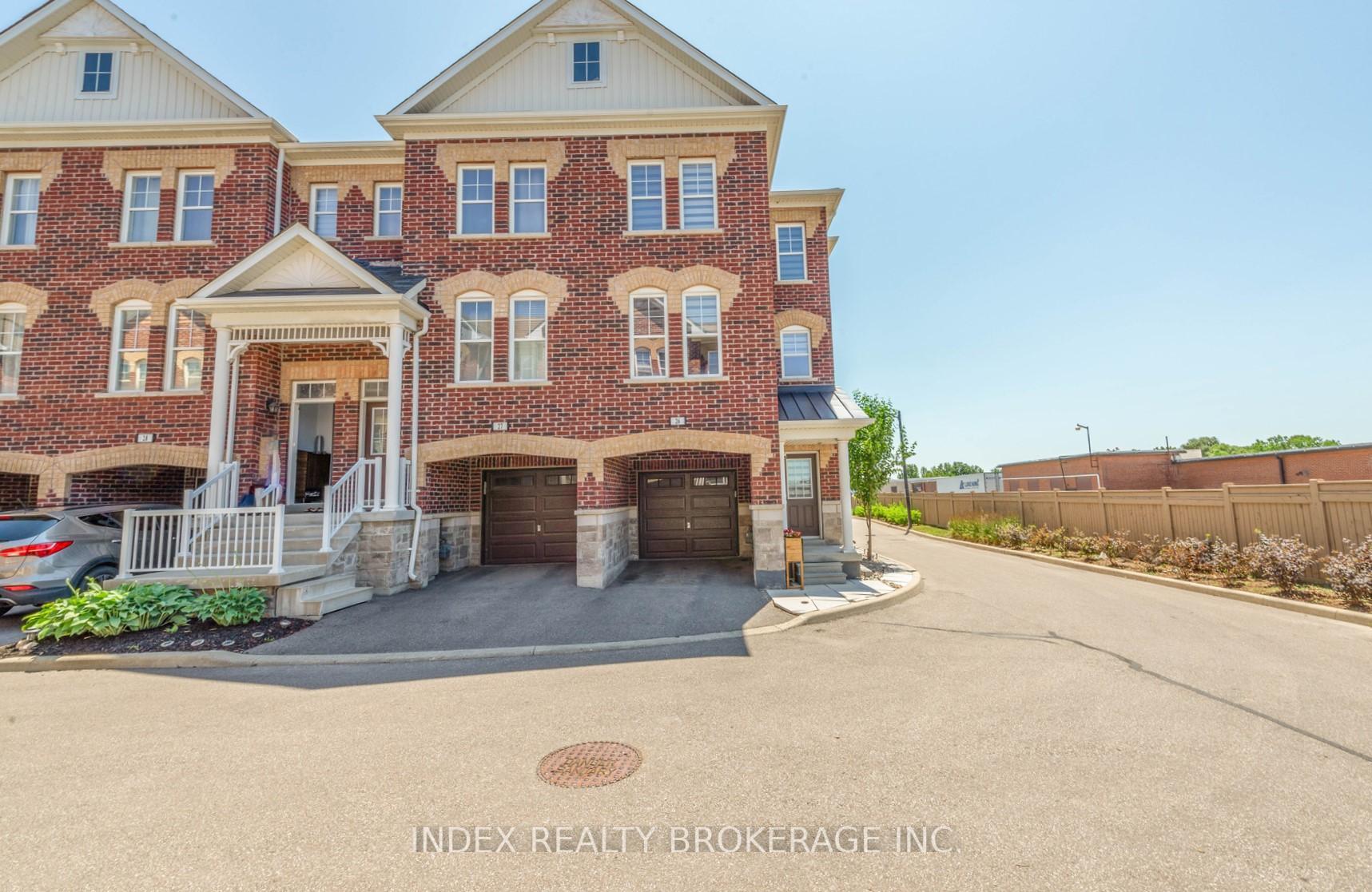 Property Photo: 10 Porter Avenue 26 ON L6L 0H1