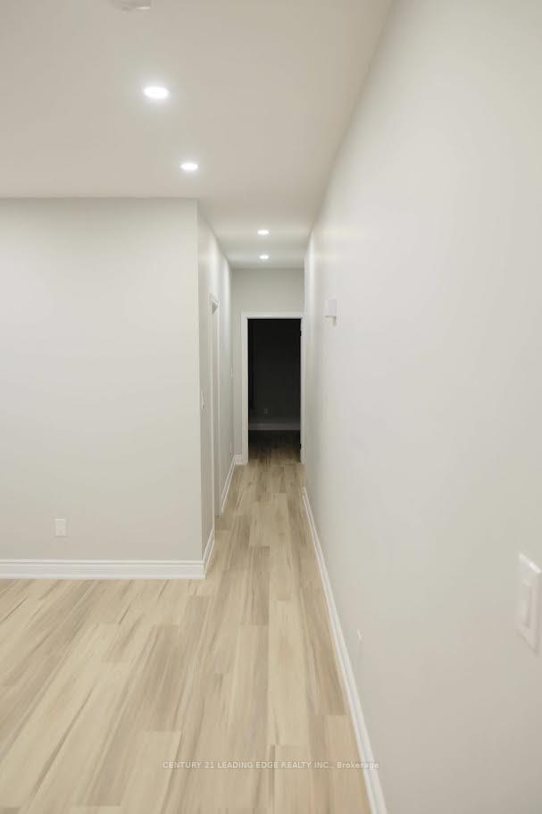 Property Photo: 118 Sackville Street Upper ON M5A 3E7