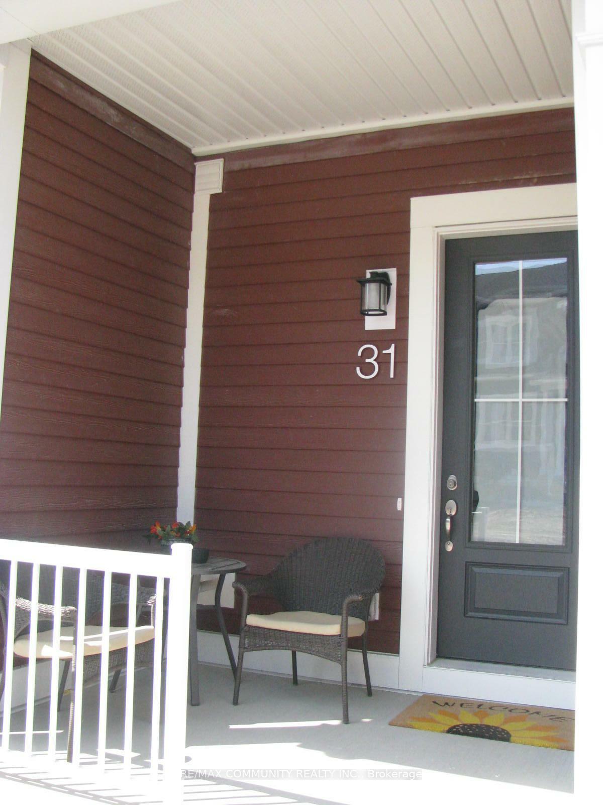 Property Photo: 31 Discovery Trail 166 ON L4R 0H3