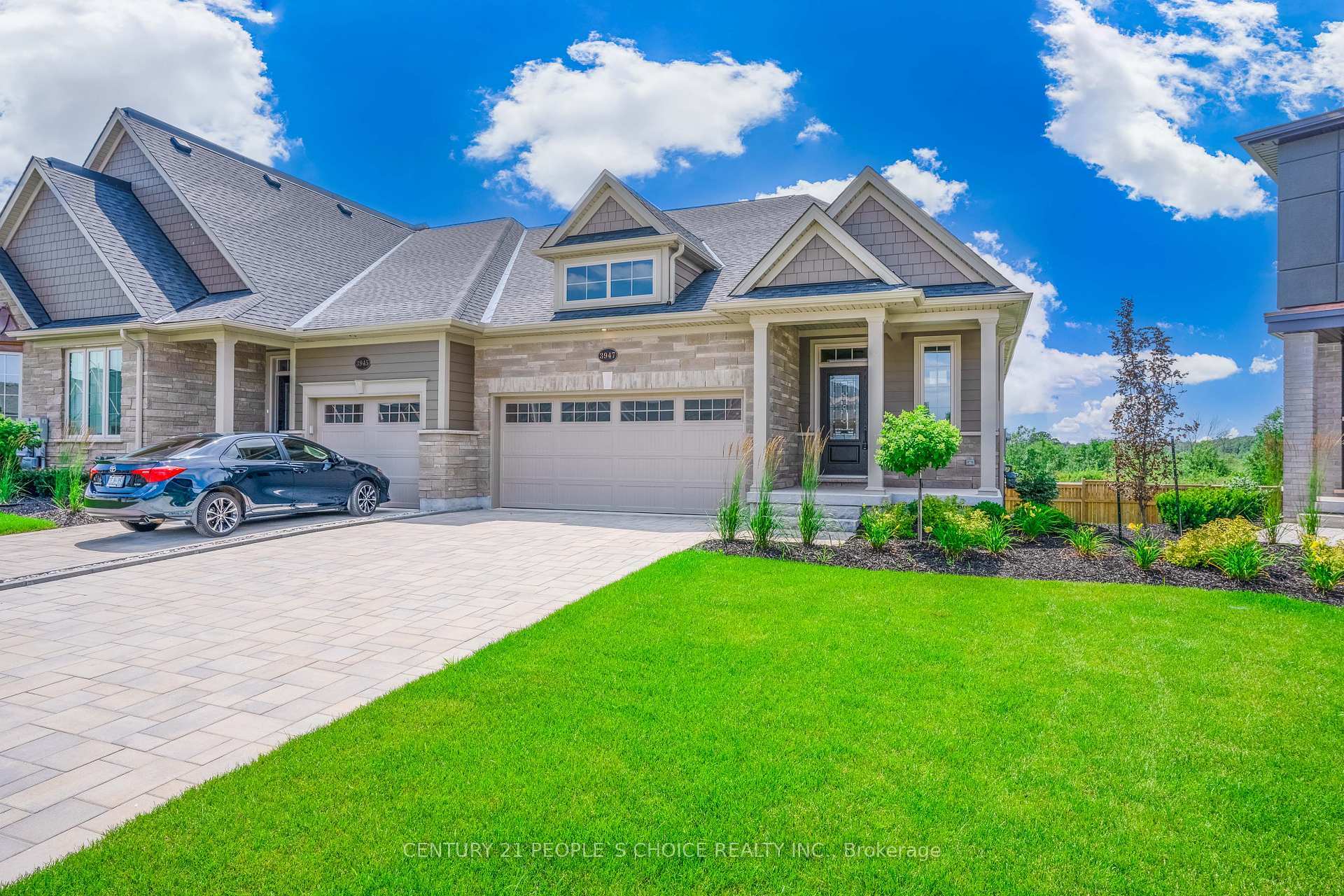 Property Photo: 3947 Mitchell Crescent ON L0S 1S0