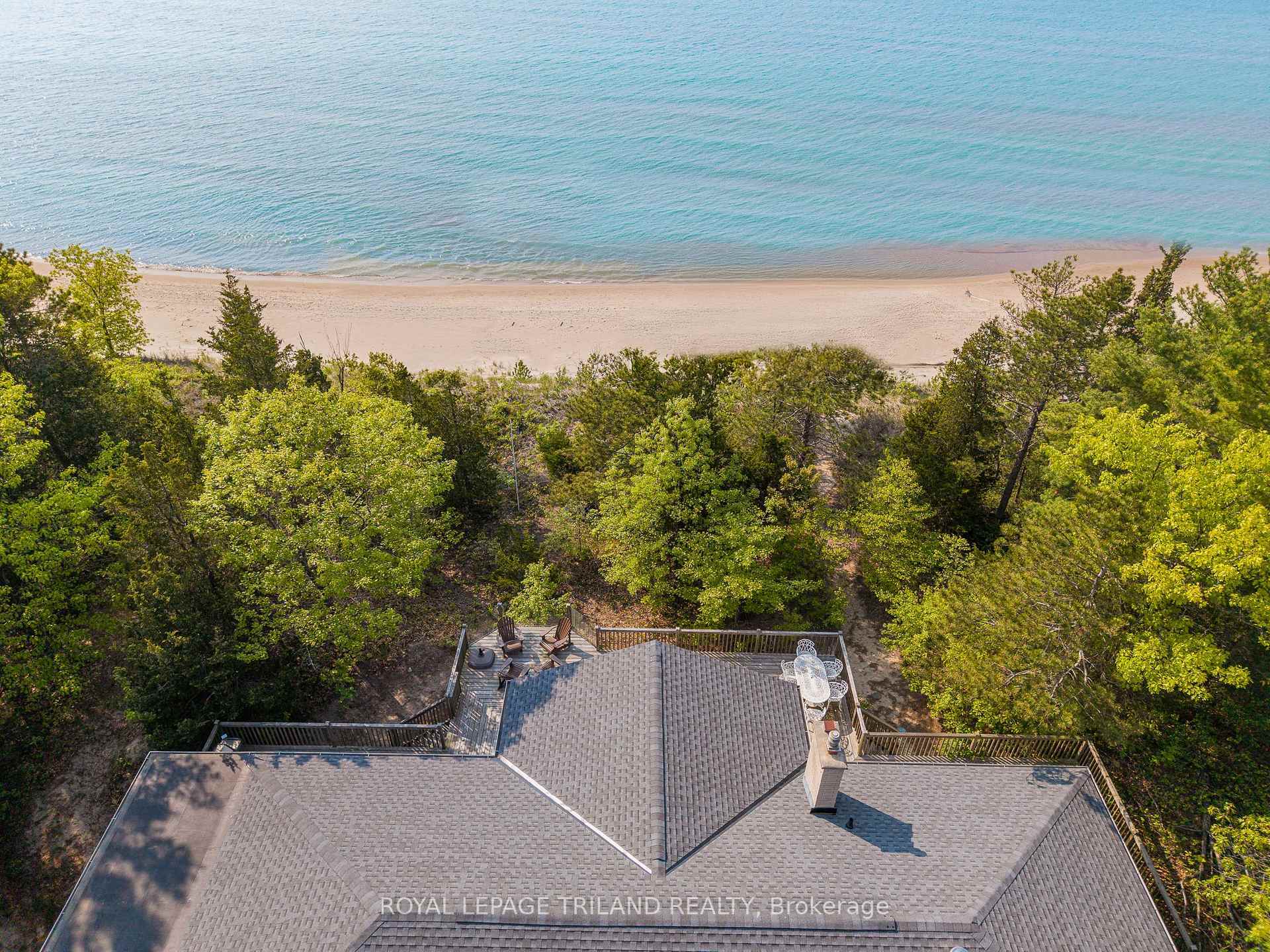 9856 Huron Place  Lambton Shores ON N0M 1T0 photo