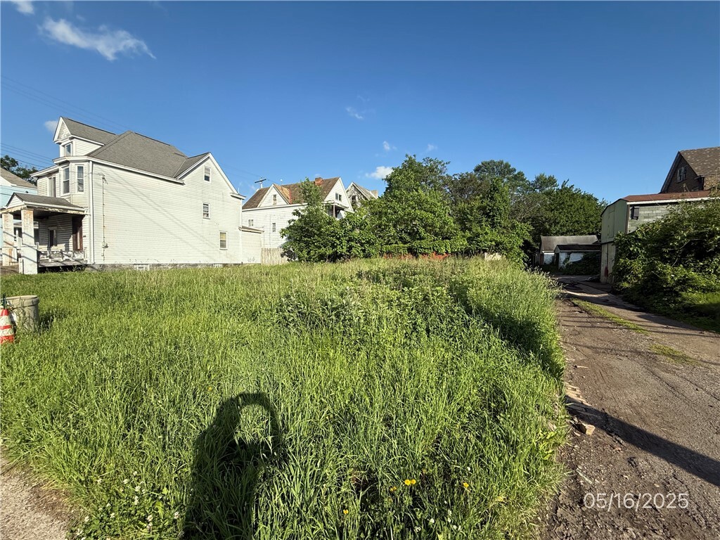 Property Photo: 509 Minton St PA 15204