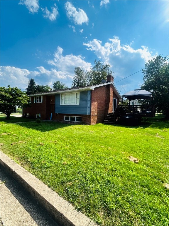 Property Photo: 501 Penn St PA 15650