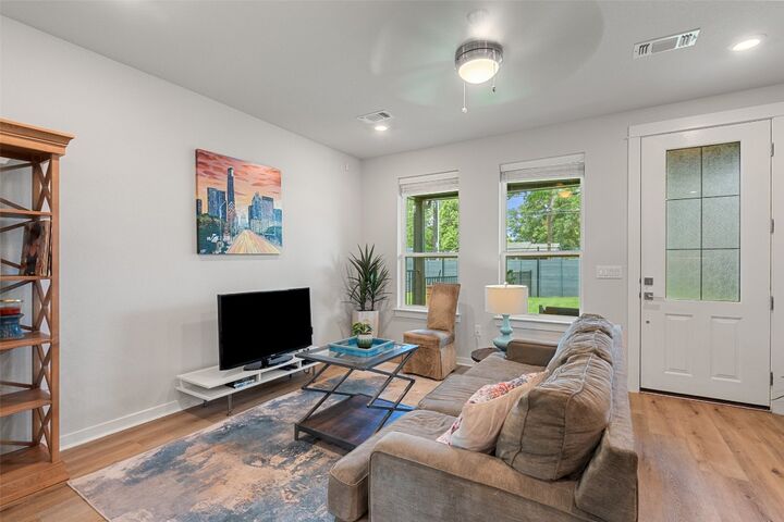 Property Photo:  1125 Tillery Street 1A  TX 78702 