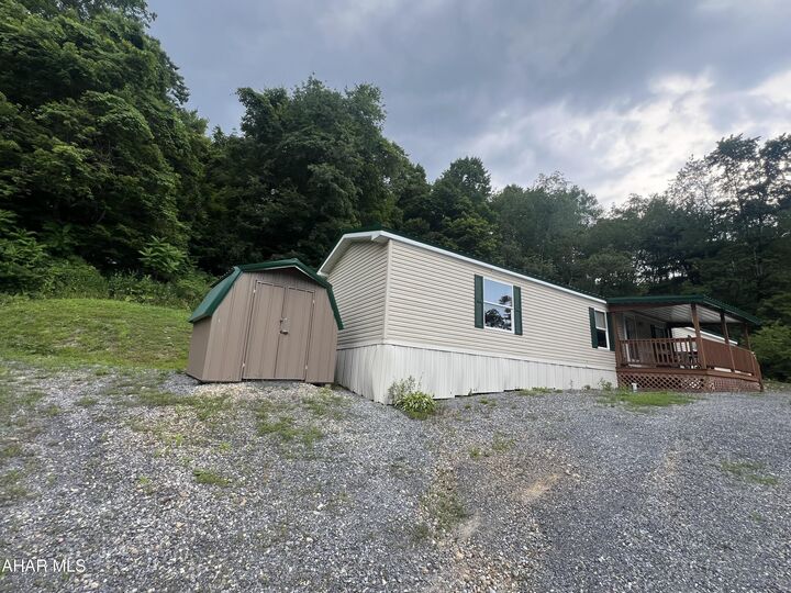 Property Photo: 375 E Bridge Street PA 16692