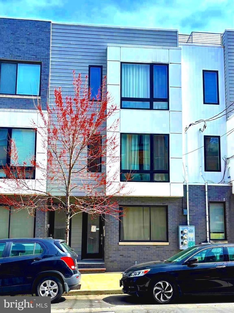 Property Photo: 1219 N 5th Street 2 PA 19122