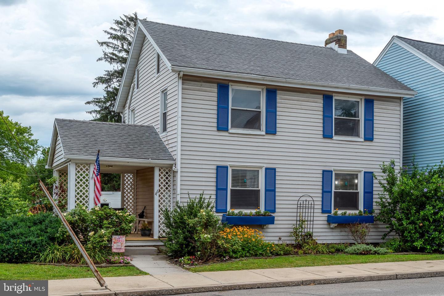 Property Photo:  46 S Main Street  PA 17347 