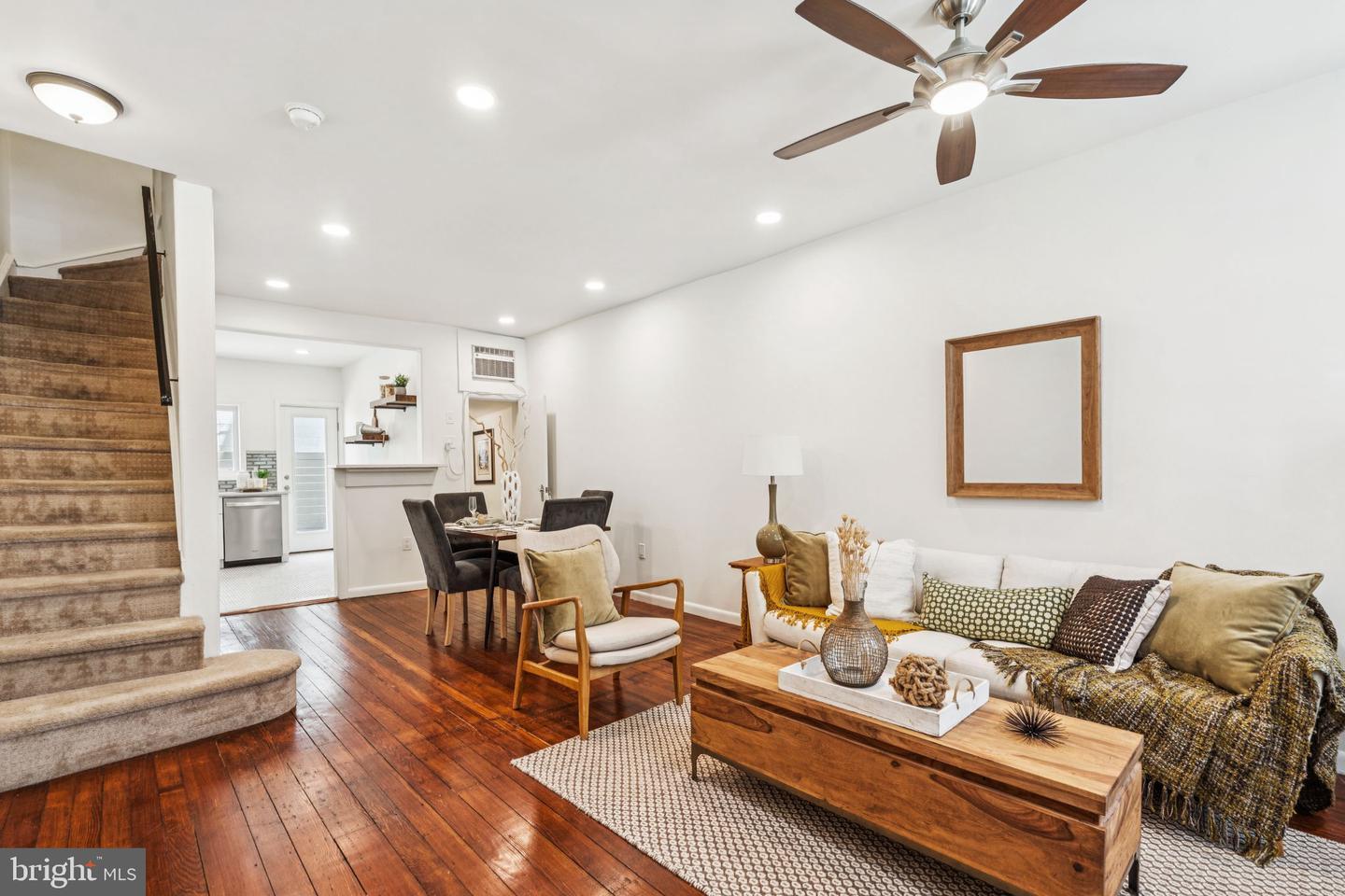 Property Photo: 1115 S 7th Street PA 19147