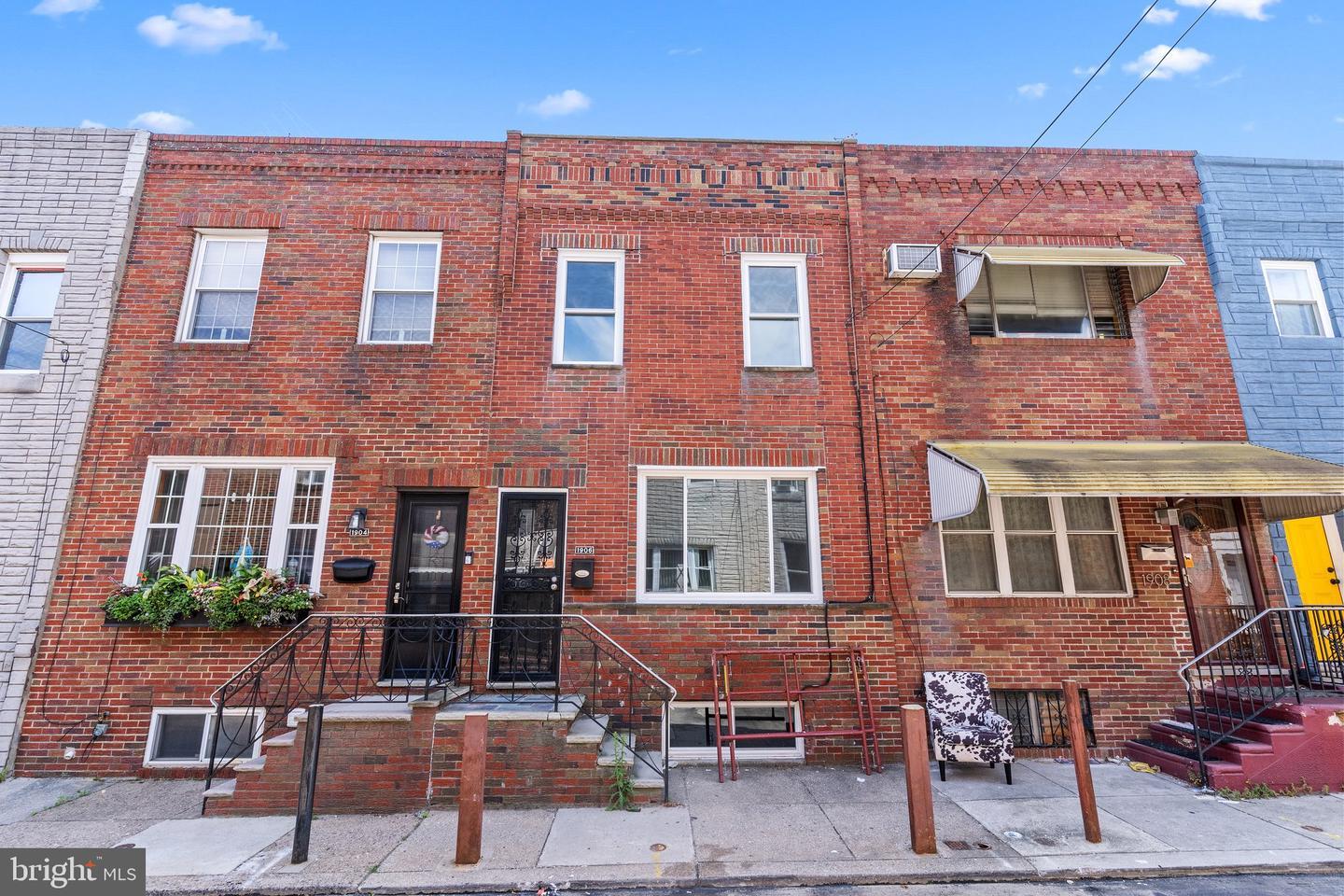 Property Photo: 1906 Durfor Street PA 19145