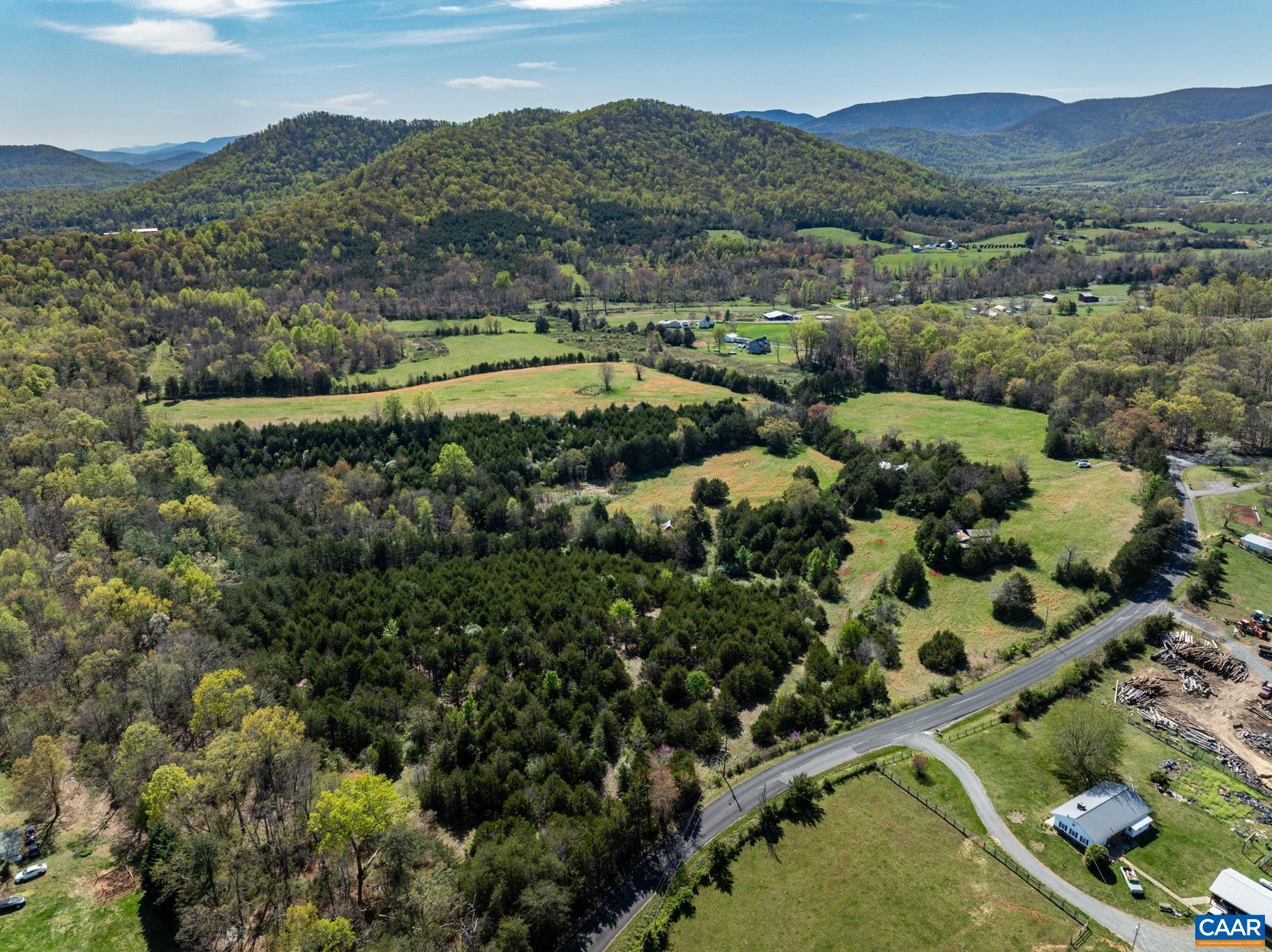 Property Photo:  105 Pea Ridge Rd  VA 22973 