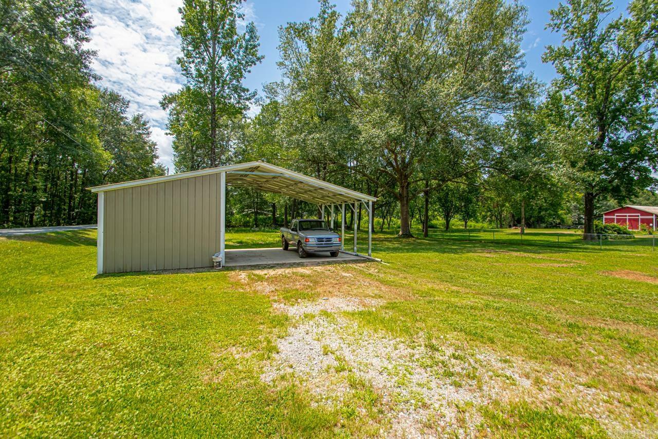 Property Photo: 16520 Landmark Road AR 72206