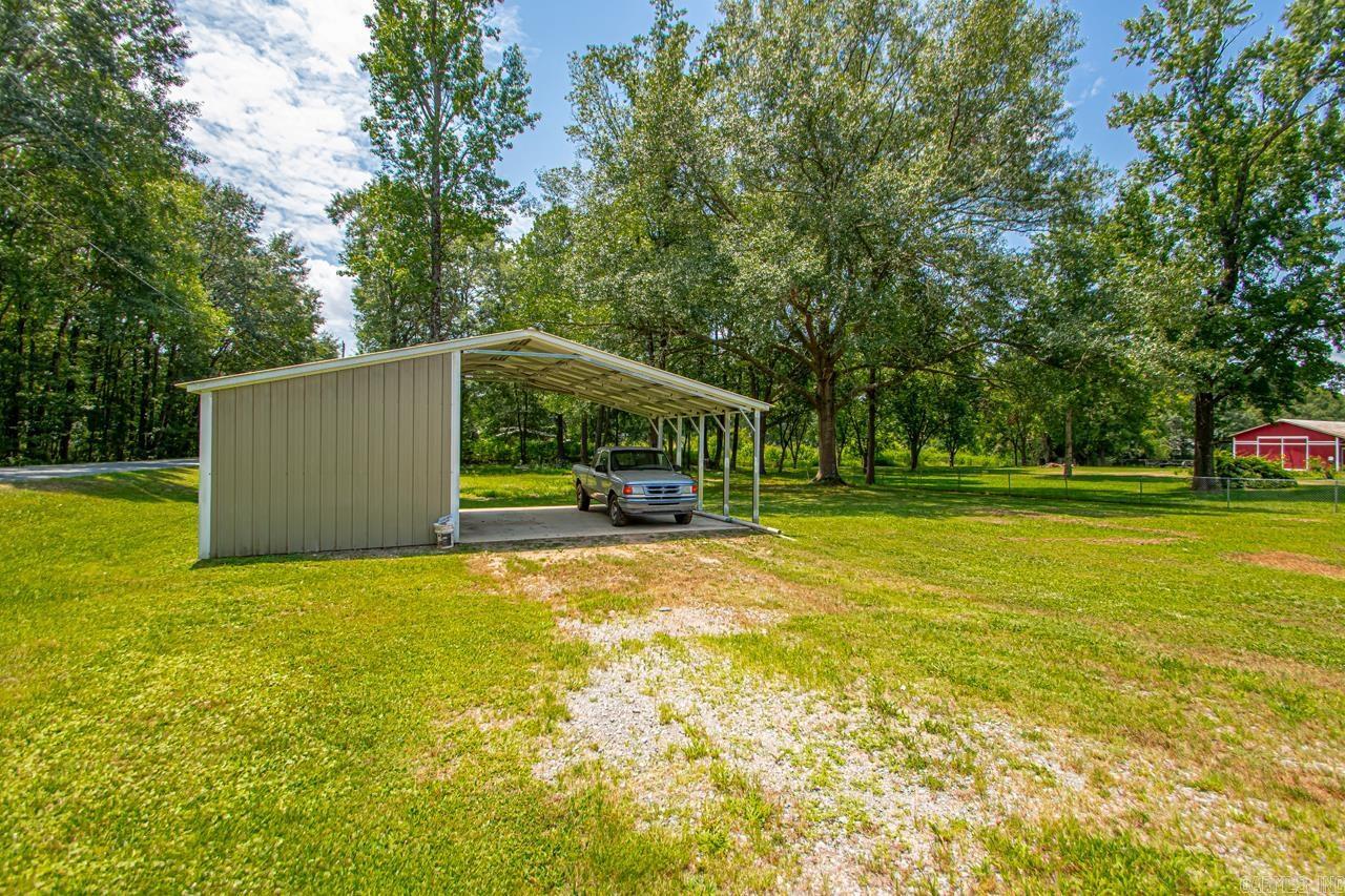 Property Photo: 16520 Landmark Road AR 72206