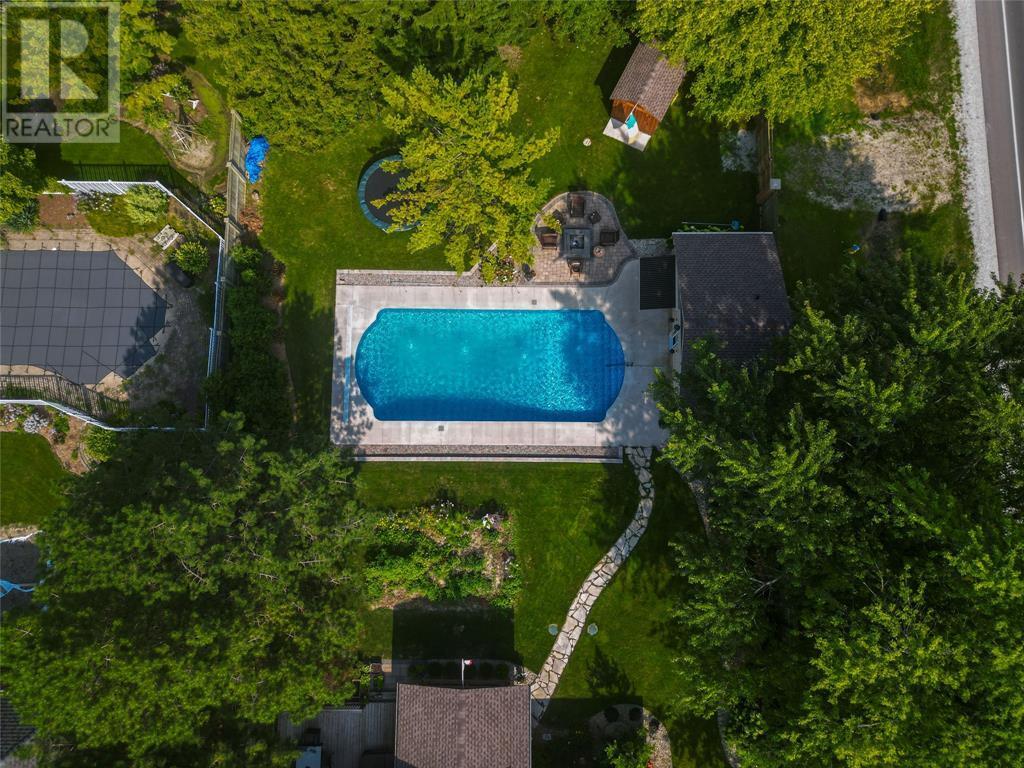 Photo de la propriété: 2060 Wilmers Lane ON N7T 7H4