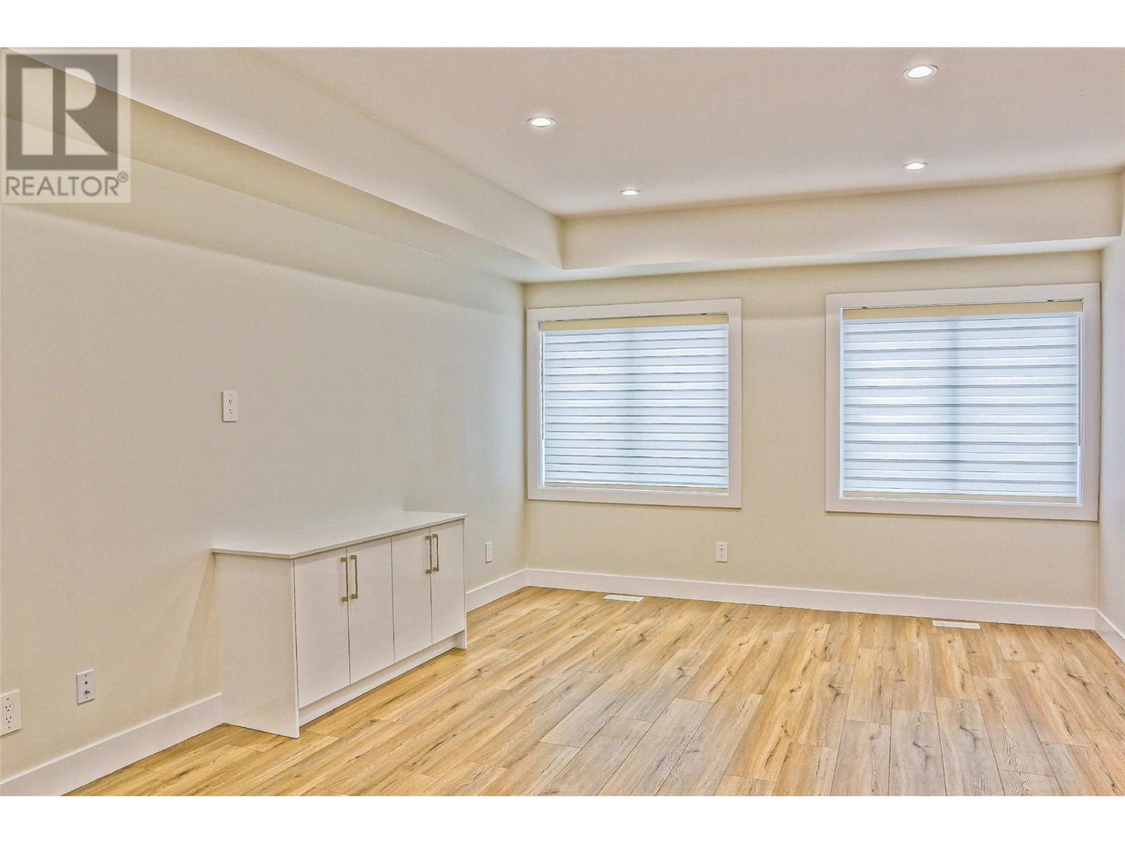 Property Photo: 1354 Rutland Road 16 BC V1X 4Z3