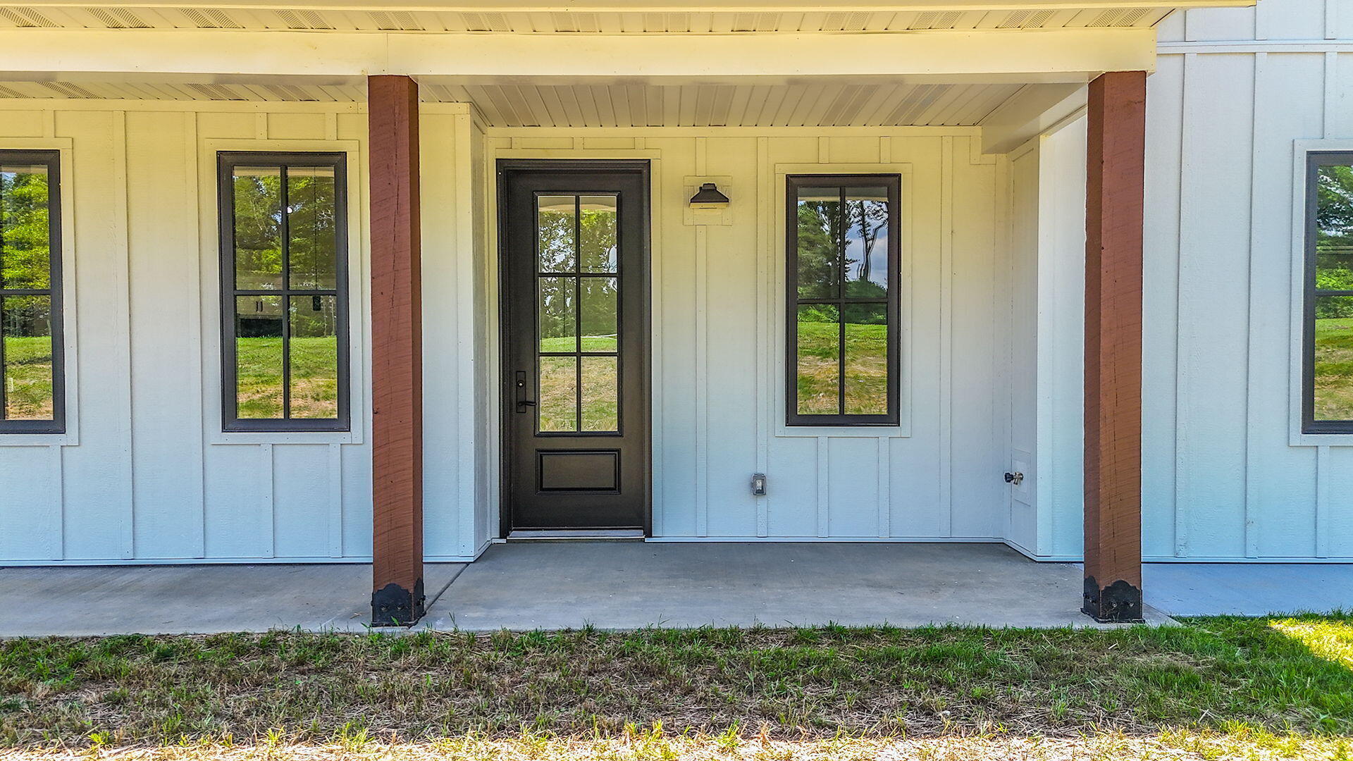 Property Photo: 5306 Tebbetts View Dr MO 65080