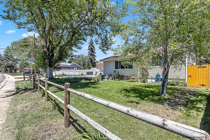 Property Photo:  1718 Newton Dr  WY 82001 