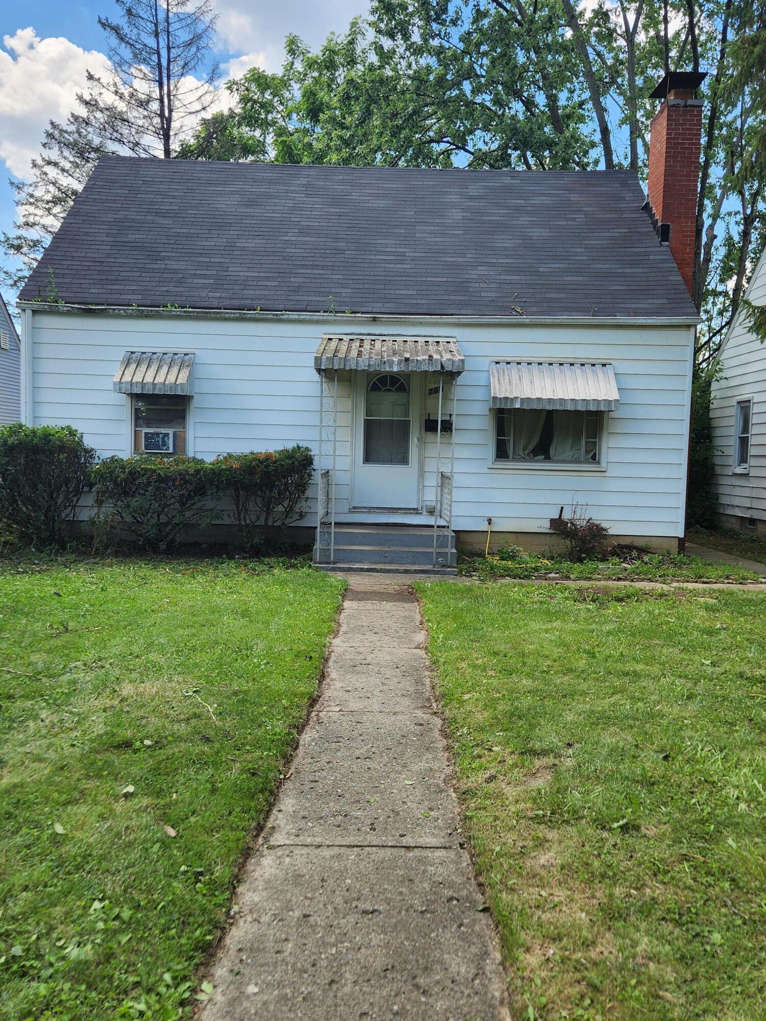 Property Photo: 769 Elizabeth Avenue OH 43227