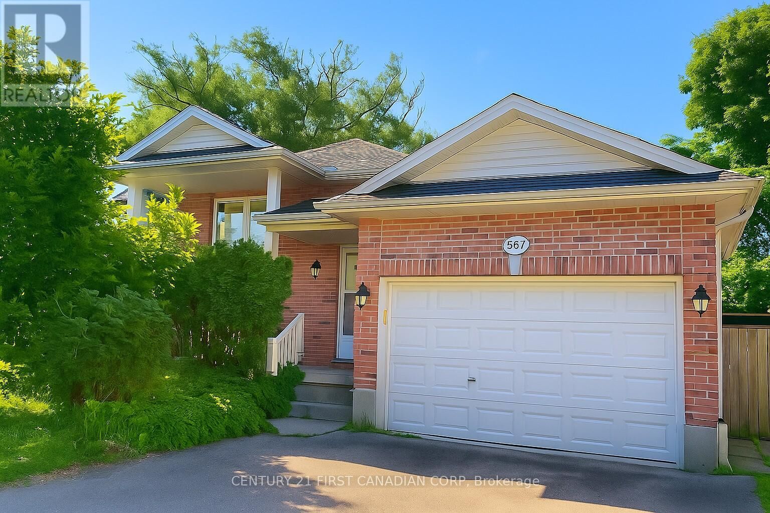 Photo de la propriété:  567 Sprucewood Drive  ON N5X 4J5 
