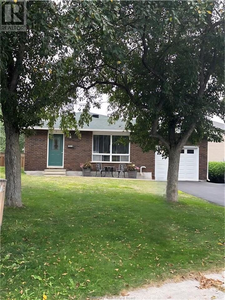 2509 Dorsett Drive  Greater Sudbury ON P3B 4A3 photo