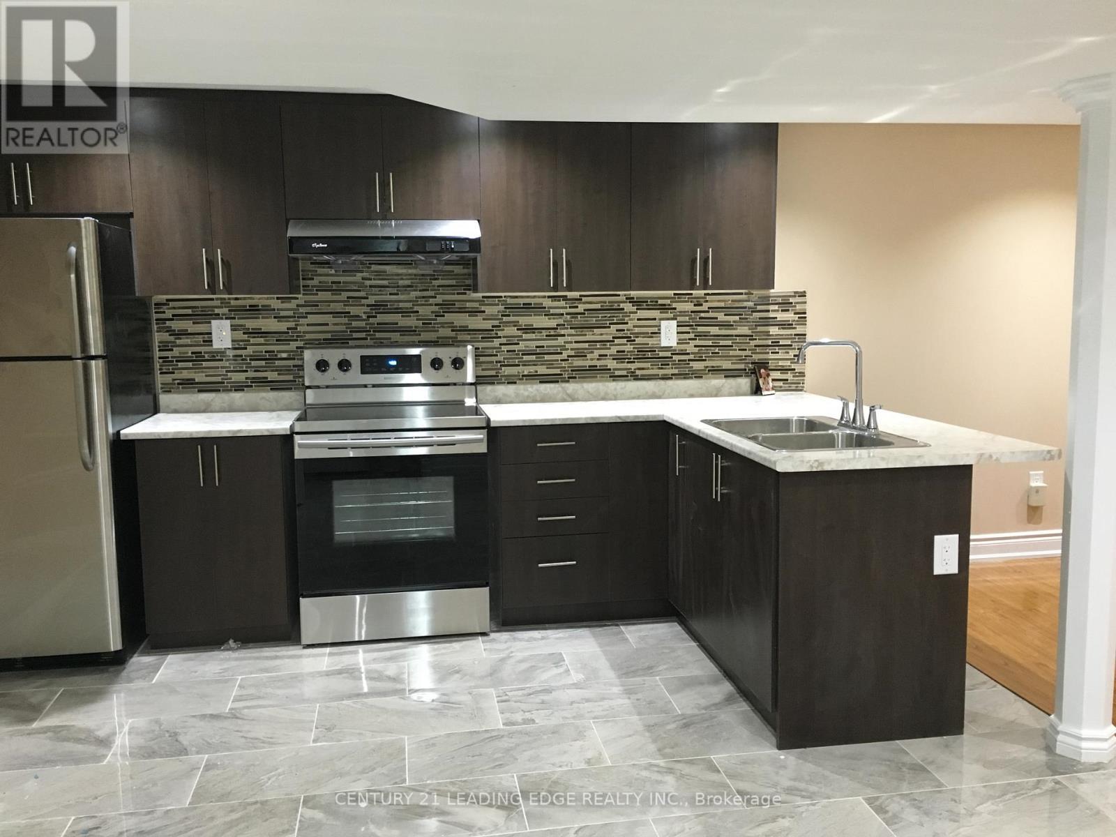 Property Photo: 3175 McDowell Drive Bsmt ON L5M 6L1