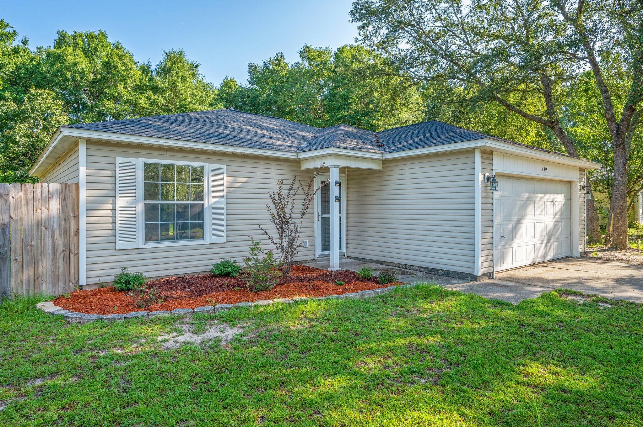 104 Cabana Way  Crestview FL 32536 photo