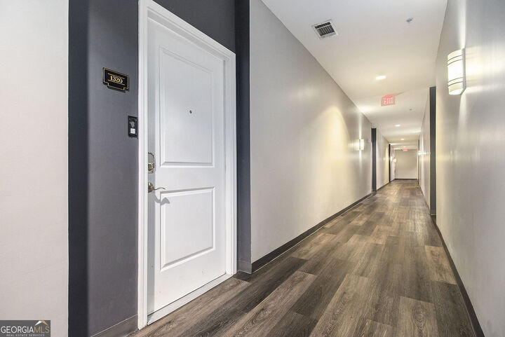 Property Photo:  870 Mayson Turner Road NW 1320  GA 30314 