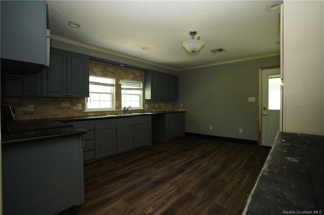 Property Photo: 2225 Ellis Drive LA 70669