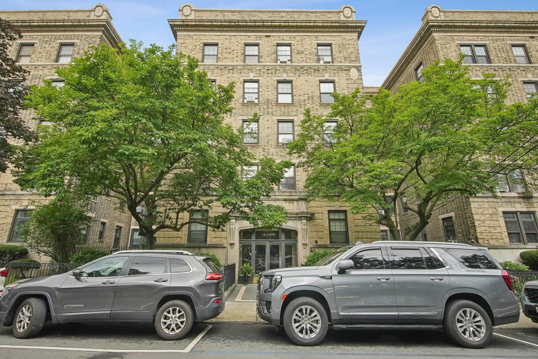 Property Photo: 1000 Hudson St 209 NJ 07030