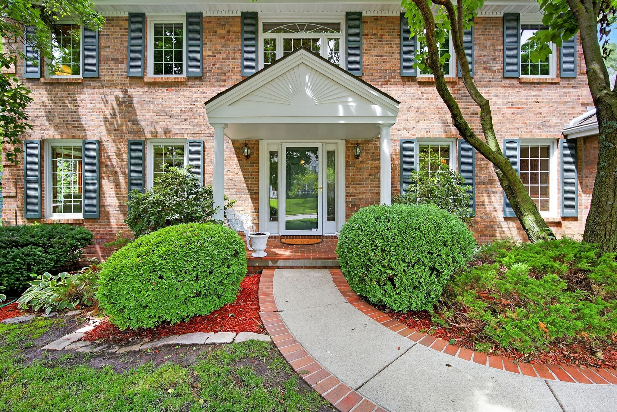 Property Photo: 904 54th Street IA 50266