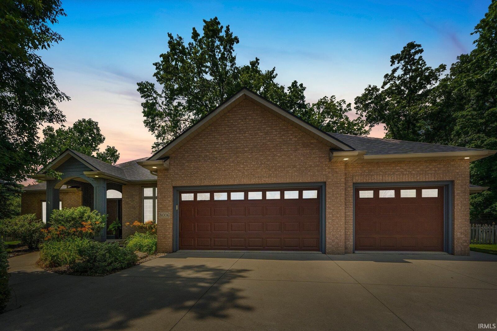 Property Photo:  8006 Lawton Oaks Court  IN 46835-9396 