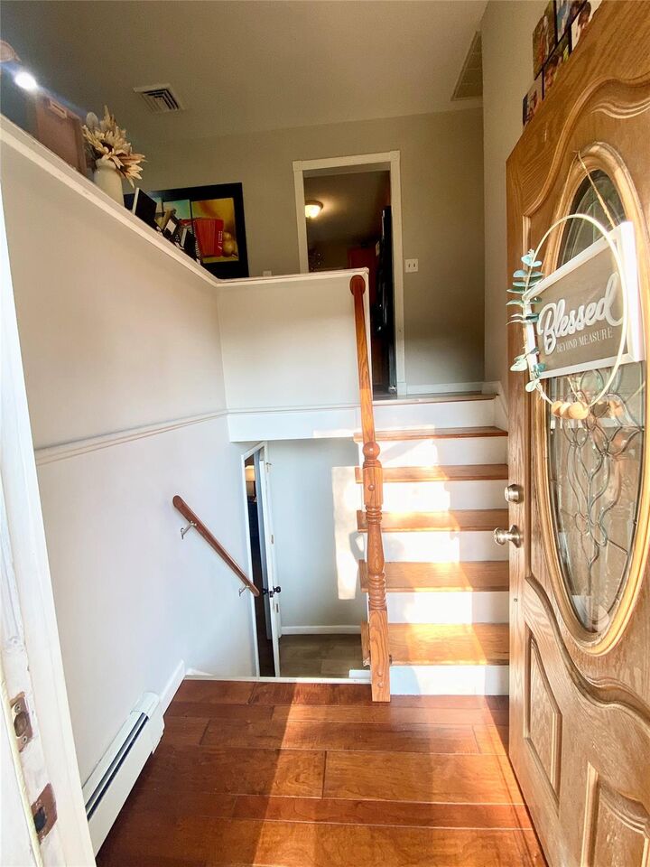 Property Photo: 20 Donner Drive NY 12586