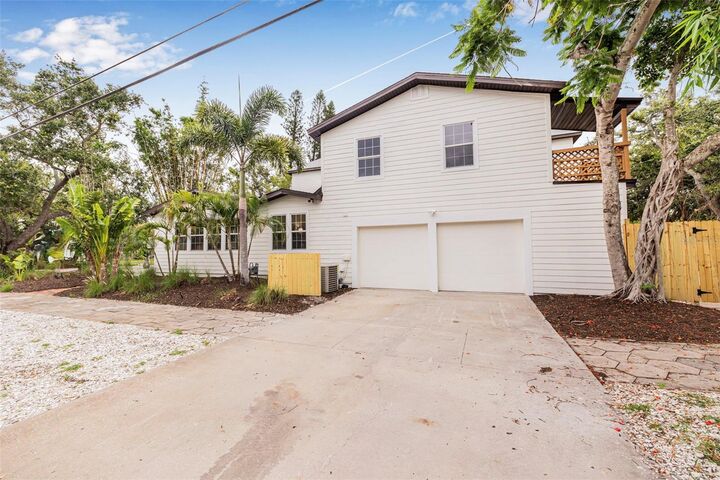 Property Photo: 106 22nd Avenue SE FL 33705