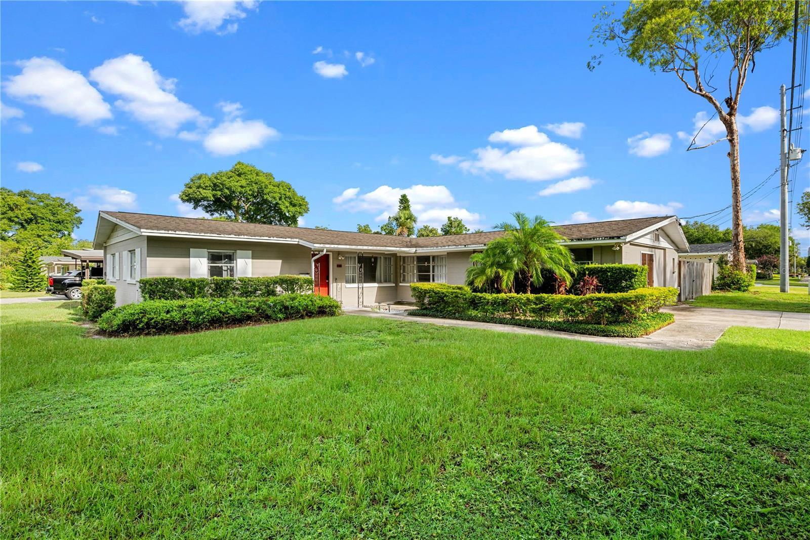 Property Photo: 601 Oranole Road FL 32751