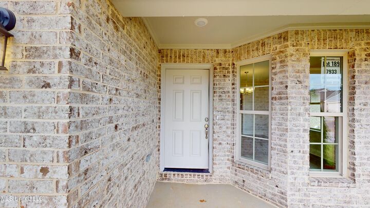 Property Photo:  7899 Gardendale Drive  MS 38654 