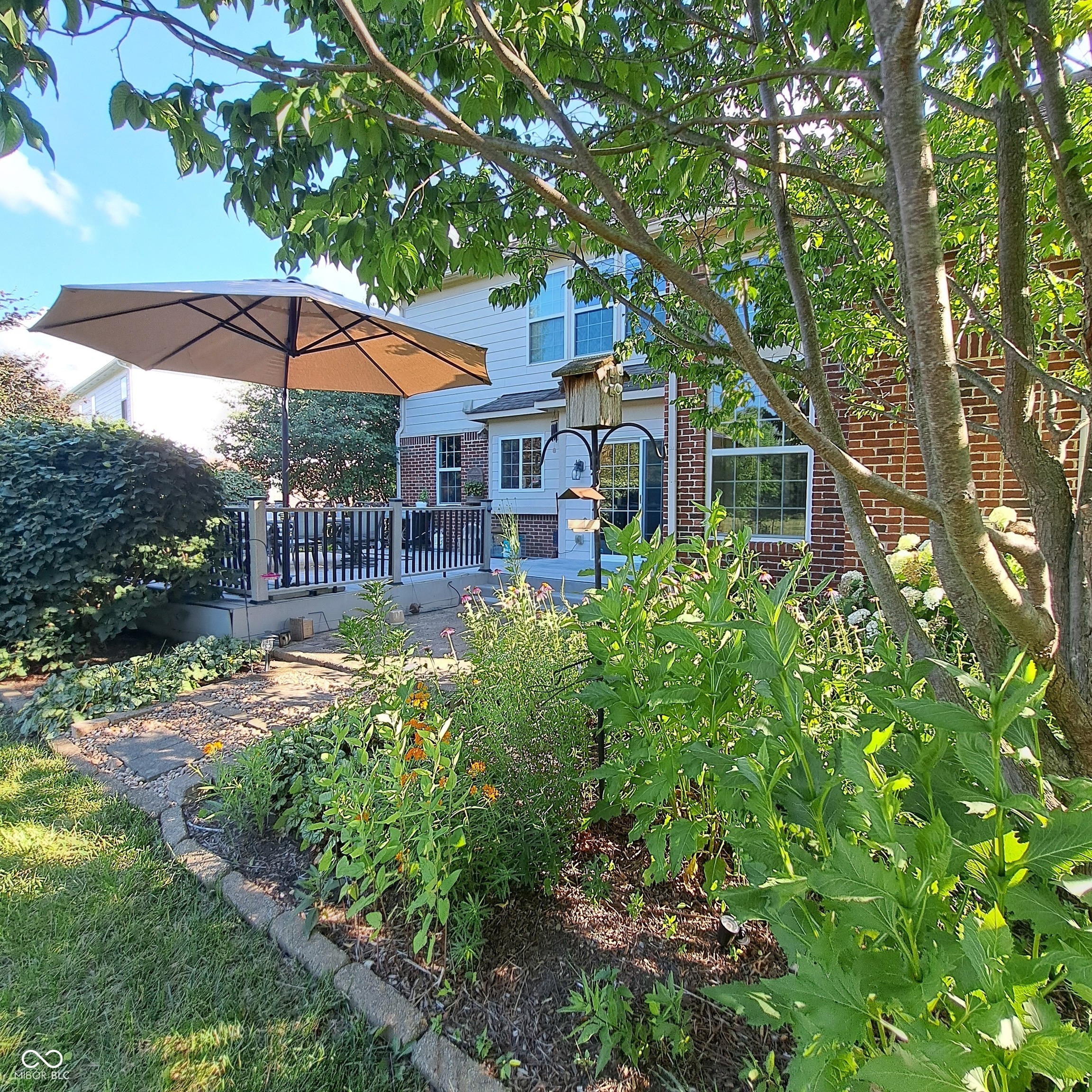 Property Photo: 4621 Pebblepointe Pass IN 46077