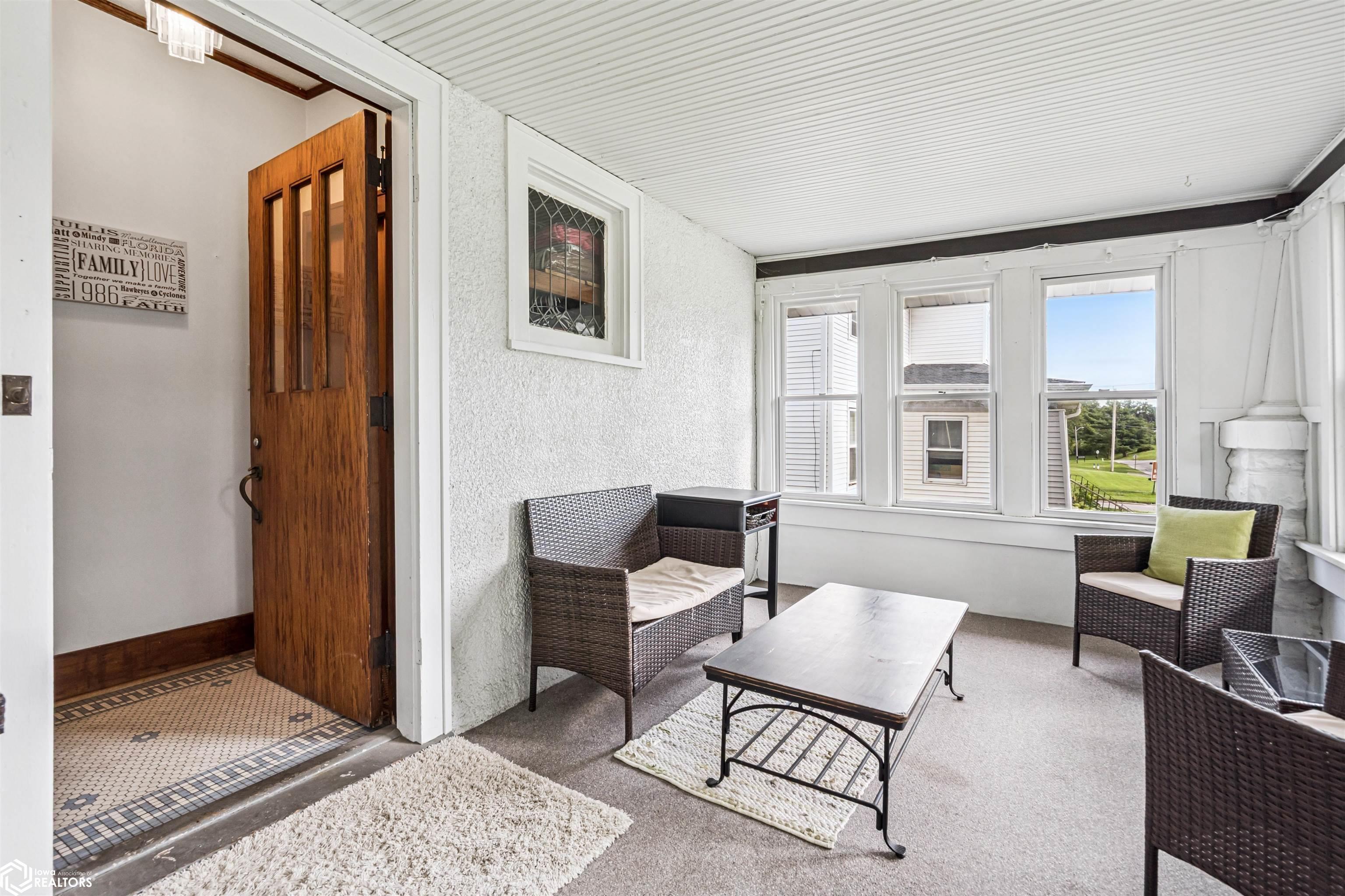 Property Photo: 210 N 9th Street IA 50158