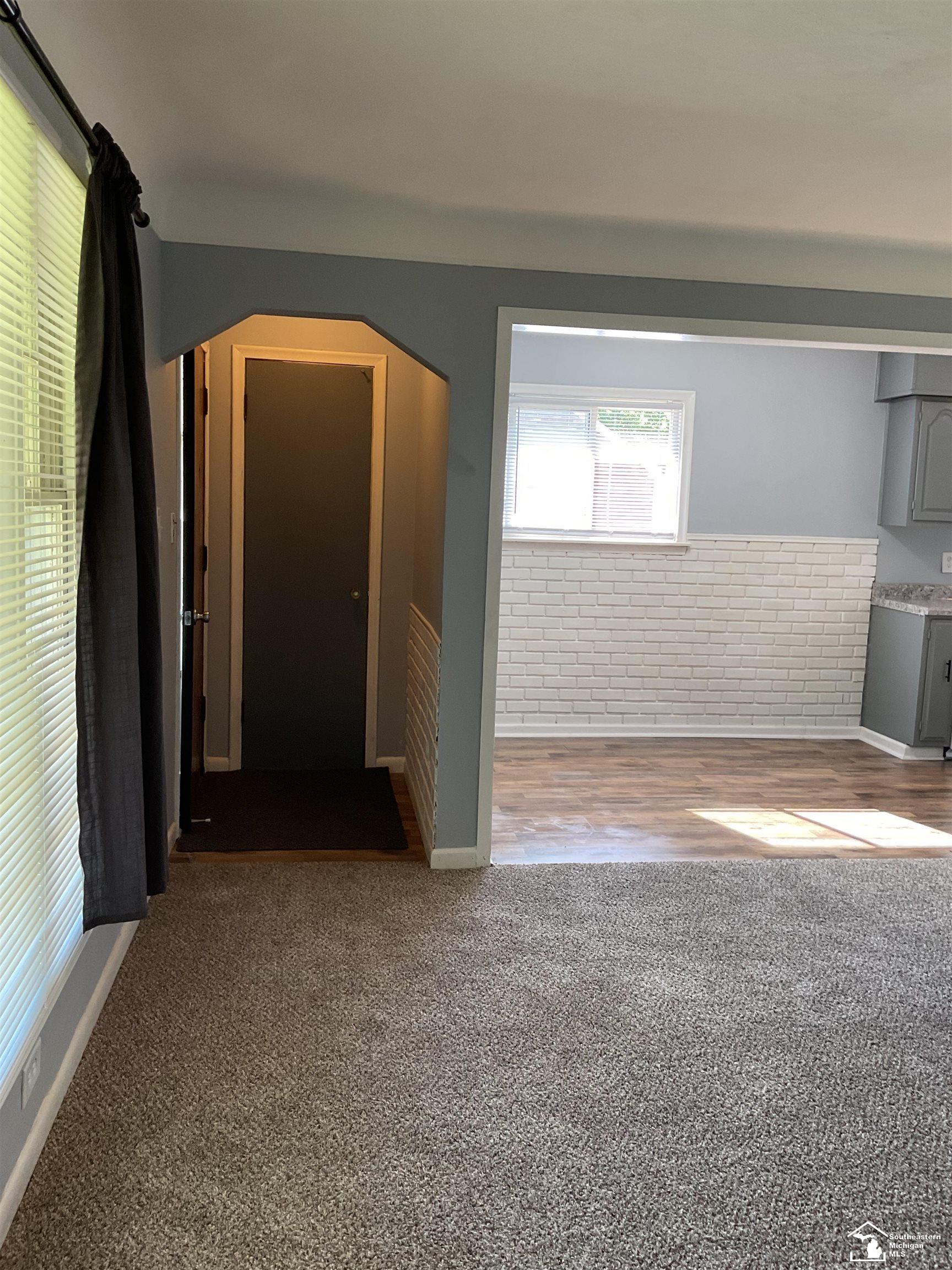 Property Photo: 1503 Philomene Boulevard MI 48146