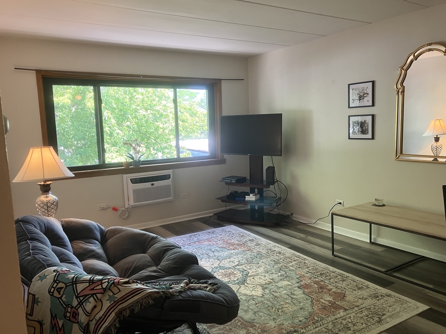 Property Photo:  109 S Elmwood Avenue 27  IL 60302 