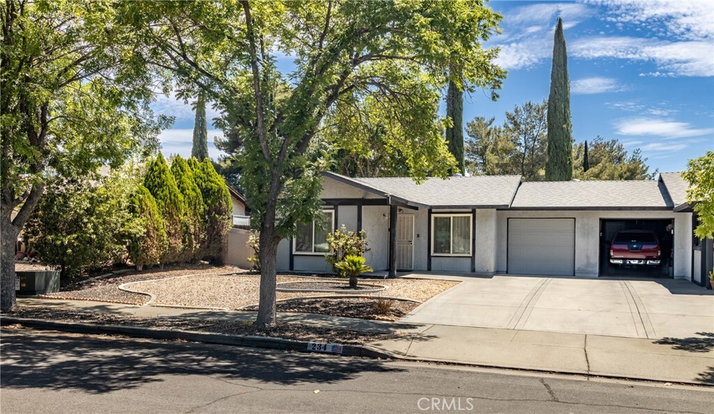 Property Photo: 234 Beverly Drive CA 92220
