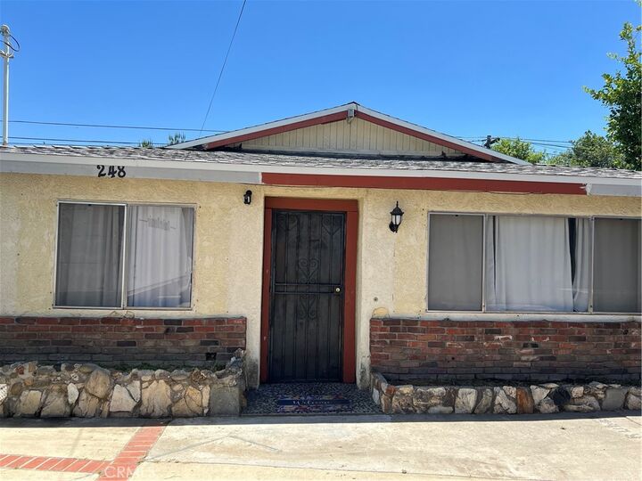 Property Photo:  246 E 12th Street  CA 91766 