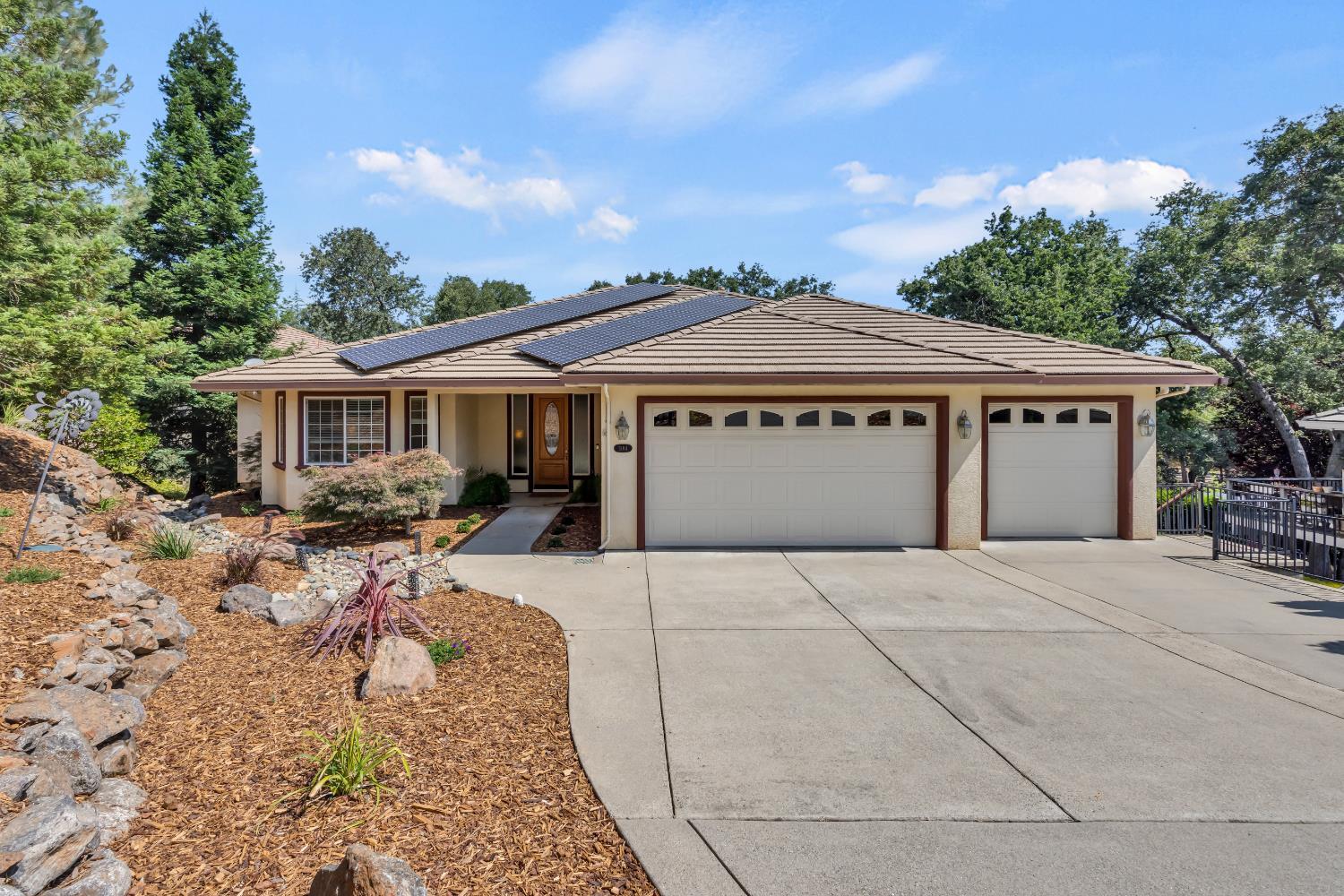 Property Photo: 3184 Chasen Drive CA 95682