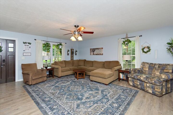 Property Photo:  625 Mag A Mor Dr  TN 37083 