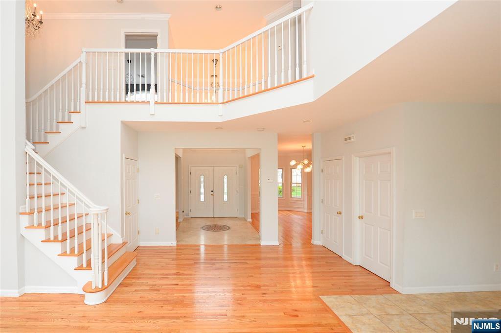 Property Photo:  278 Idaho Street  NJ 07652 
