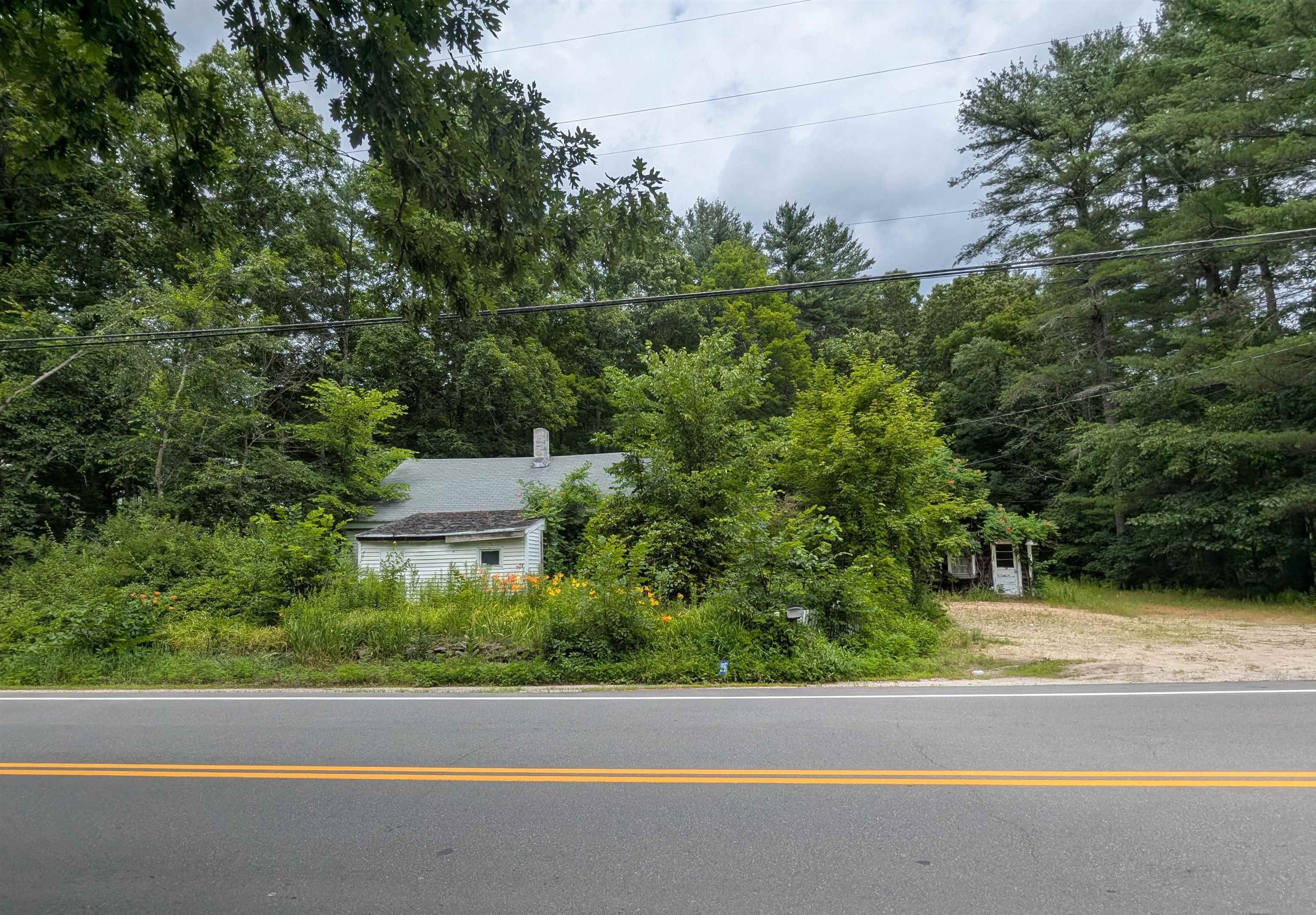 Property Photo: 58 Pepperell Road NH 03033