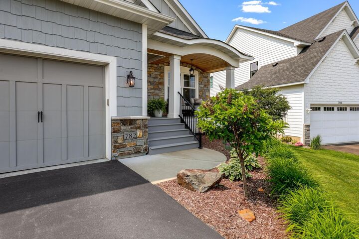 Property Photo:  782 Summerbrooke Court  MN 55123 